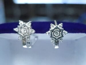 с неповторимо излъчване и финес – идеални за всеки ден. Те ще придадат звезден блясък на всяка визия и ще направят вашата малка принцеса още по-сияйна. ✨