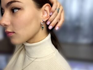 различни сребърни обеци