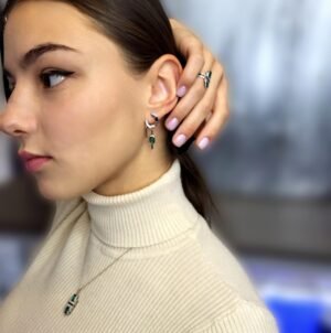 различни сребърни обеци